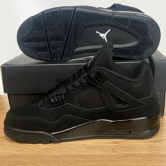 Brand New Retro 4  ‘ Black Cat ‘ Men’s Classic Black Athletic Sneakers - Picture 3 of 4